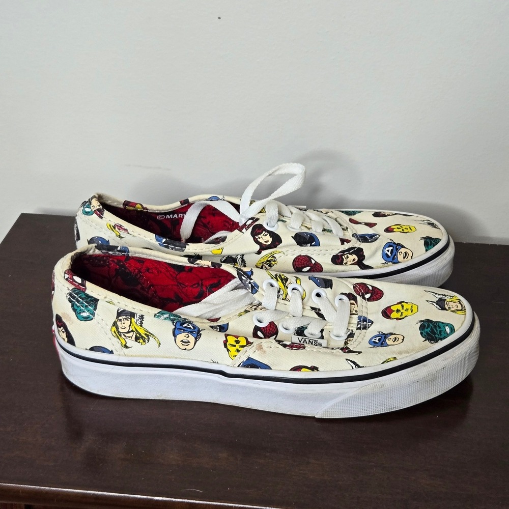 Vans Authentic Marvel Avengers All Over Print Sneakers Mens 5 Womens 6.5 Shoes